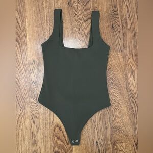 NWOT Good American Olive Green Bodysuit Thong Snap Scoop Neck Size L
